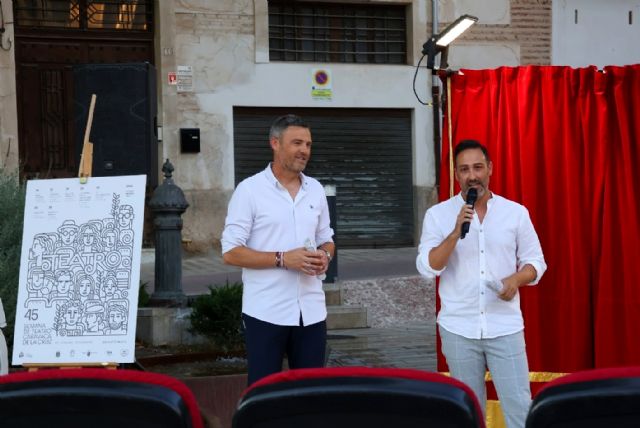 Caravaca activa la cuenta atrás para su 45&ordf; Semana de Teatro con un espectáculo participativo en la calle - 2, Foto 2