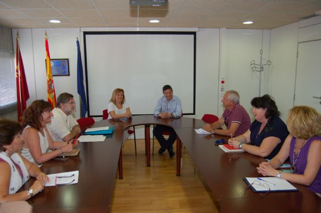 María Isabel Sánchez-Mora se reúne con la Asociación de Directivos de Centros Educativos Públicos - 1, Foto 1