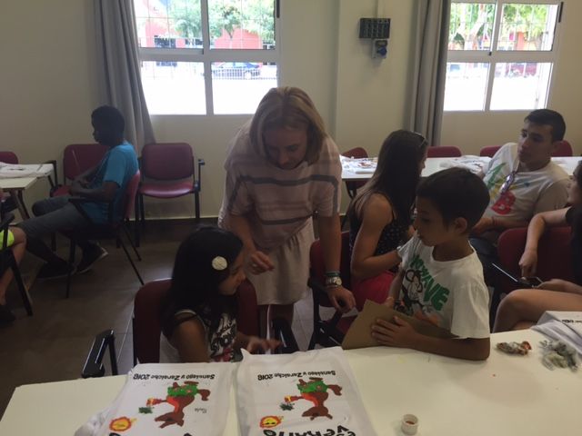 Cerca de 60 menores de entre 6 y 14 años disfrutan de la Escuela de Verano de Santiago y Zaraiche desarrollada por voluntarios sociales - 2, Foto 2