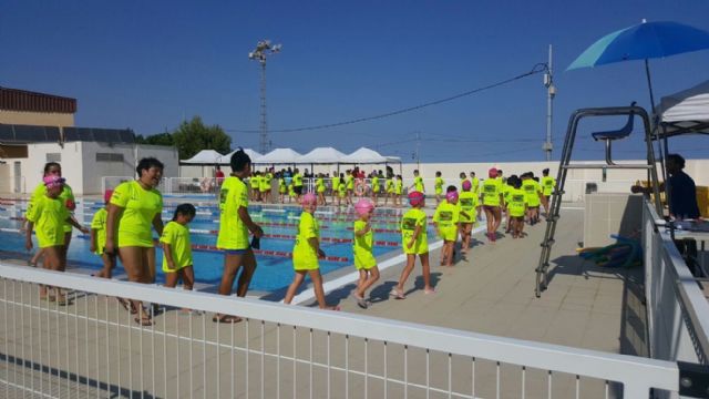 Un total de 560 personas han participado en los cursos de natación en las piscinas municipales - 2, Foto 2