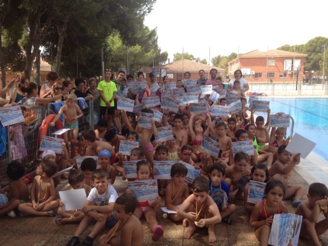 Un total de 560 personas han participado en los cursos de natación en las piscinas municipales - 4, Foto 4