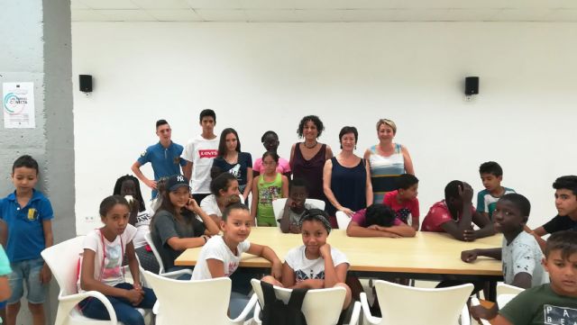 Finaliza satisfactoriamente la escuela de verano del barrio del Carmen - 1, Foto 1