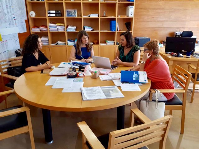 El Ayuntamiento colaborará en el desarrollo del Programa de Emprendimiento Juvenil de Acción contra el Hambre en el municipio - 1, Foto 1