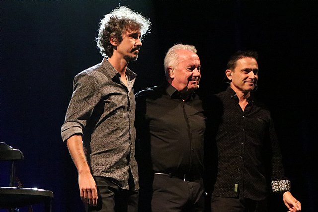 Víctor Manuel emociona con el viaje entre vías y minas de sus primeras canciones - 3, Foto 3