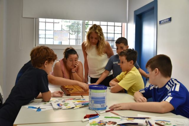 Concluyen las 'Aulas Creativas de Verano' desarrolladas por la Universidad Popular de las que han disfrutado 45 niños y niñas durante todo el mes de julio - 1, Foto 1