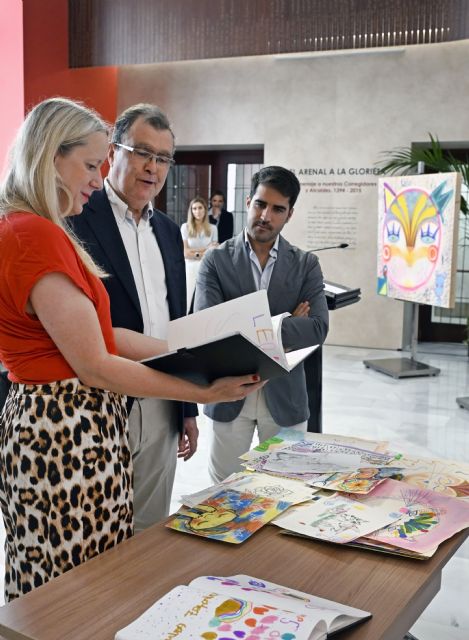 Katarzyna Rogowicz dona dos obras a la colección municipal del Ayuntamiento de Murcia - 2, Foto 2