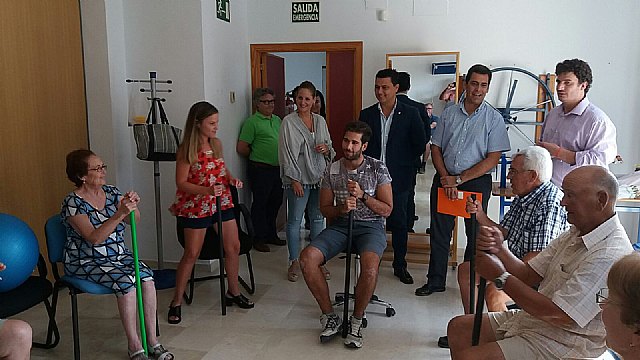 Fomento concede subvenciones para el transporte a diversas asociaciones de personas con discapacidad - 1, Foto 1