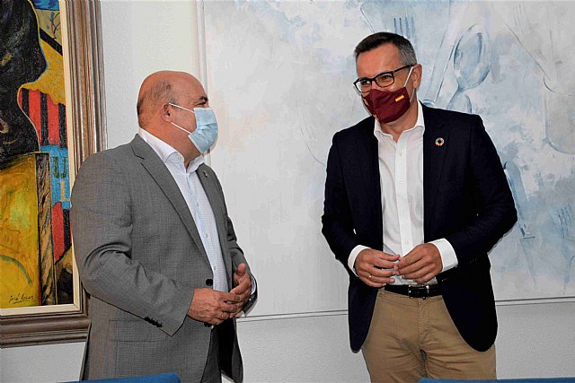 Encuentro institucional entre el portavoz socialista en la Asamblea Diego Conesa y el alcalde - 1, Foto 1