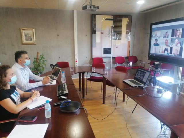 El Ayuntamiento de Puerto Lumbreras trata con la Consejería de Educación y AMPA´s del municipio el inicio del curso escolar - 1, Foto 1