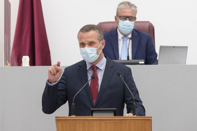 Joaquín Segado: Llevamos años pidiendo al Gobierno de España que actúe y que nos ayude, pero su respuesta sigue siendo ninguna - 1, Foto 1