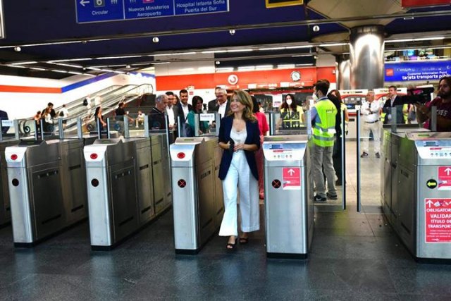 Raquel Sánchez destaca que los descuentos del transporte público arrancan con 425.000 abonos gratuitos Cercanías, Rodalies y Media Distancia expedidos - 1, Foto 1