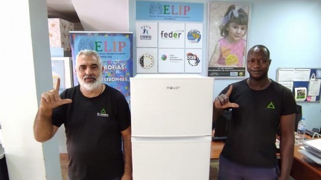 El Parque Electrodomésticos dona una Nevera a AELIP para el Centro Celia Carrión Pérez de Tudela, Foto 1