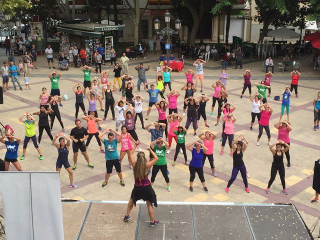 Spinning, jump y zumba en un multitudinario Fitness Day - 3, Foto 3