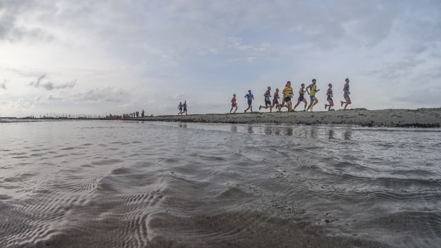 Fernando Moya y Pepe Caracena conquistan la quinta edición del Correlimos en las distancias de 7,6 y 13,4 kilómetros - 1, Foto 1