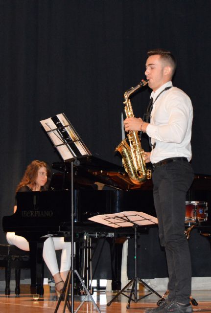 Tres jóvenes promesas torreñas de la música brillan en la Casa de la Cultura 'Pedro Serna' - 2, Foto 2