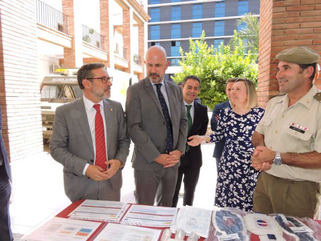 Firma del Convenio entre el Ministerio de Defensa y la Federación de Municipios de la Región de Murcia - 5, Foto 5