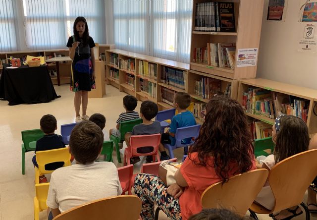 Los peques de la casa disfrutan con los cuentacuentos de la biblioteca municipal - 2, Foto 2