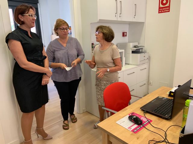 Política Social financia con cerca de 69.000 euros el 'Programa Oblatas' destinado a mujeres en riesgo de exclusión - 1, Foto 1