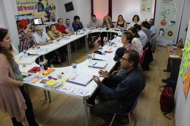 AFEMAC participa en la formación sobre derechos de personas con problemas de salud mental - 1, Foto 1