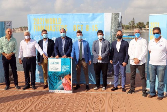 Foto familia presentación oficial Mundial Finn Master - Surfari Mar Menor 2021 - CPep Portas, Foto 1