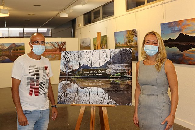 El Centro Cultural de Lorca acoge la exposición ‘Cieza, simetrías efímeras’ del fotógrafo Juan Fernández Saorín - 1, Foto 1