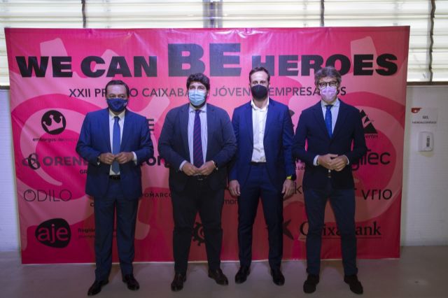 López Miras entrega el Premio CaixaBank Jóvenes Empresarios a Juan Andrés Romero - 1, Foto 1