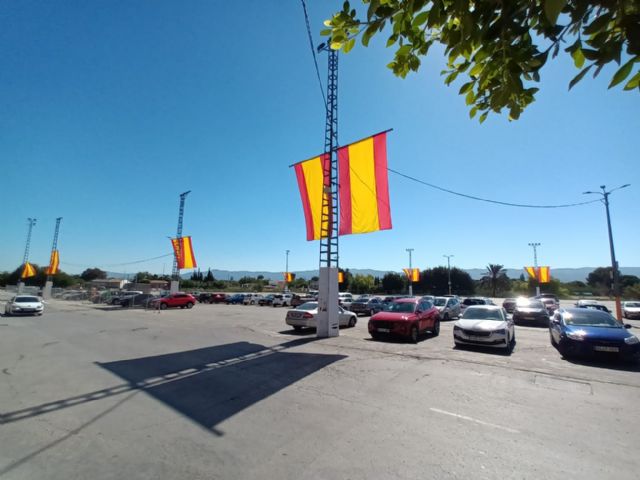 Comienza la instalación de banderas de España en Alcantarilla para celebrar el Día de la Fiesta Nacional - 4, Foto 4