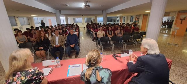 196 centros educativos de la Región participan este curso en el programa Educando en justicia - 3, Foto 3