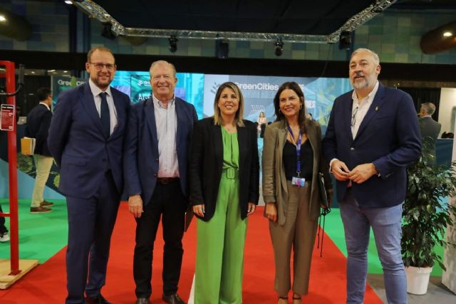 La alcaldesa exige desbloquear la ley que financia los autobuses en la inauguración de Greencities - 1, Foto 1
