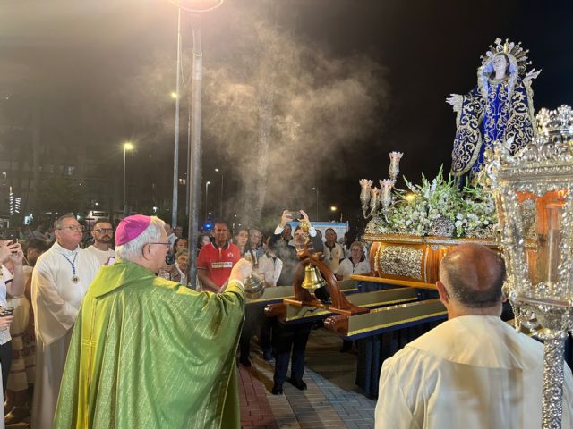 El obispo oficia la Misa del 25 aniversario de la Coronación Canónica de la Virgen de los Dolores - 3, Foto 3