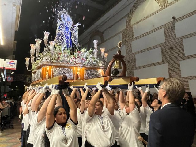 El obispo oficia la Misa del 25 aniversario de la Coronación Canónica de la Virgen de los Dolores - 5, Foto 5