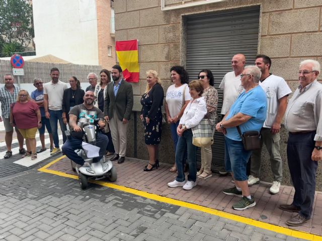 Inauguración de la renovada calle Andrés Cegarra junto a los vecinos - 2, Foto 2