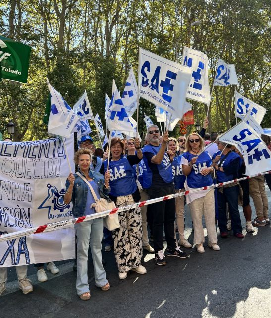 Técnicos sanitarios de toda españa se han concentrado por el estatuto marco en el ministerio de sanidad - 2, Foto 2