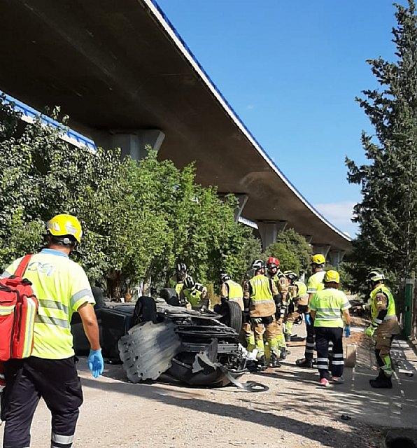 Muere una mujer en un accidente en el viaducto de la A7 en Murcia y otras dos personas resultan heridas - 1, Foto 1
