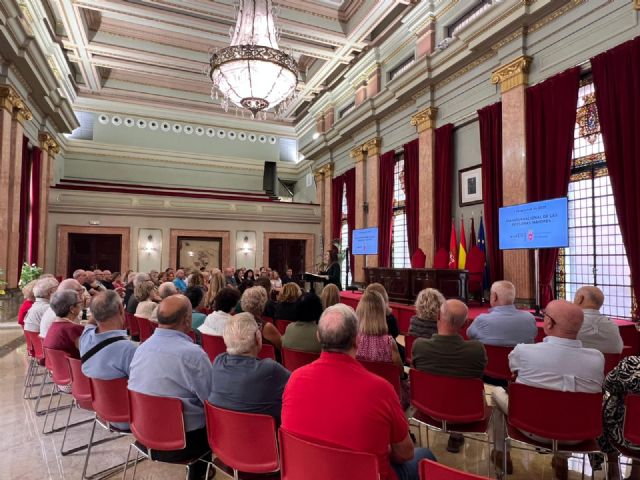Murcia conmemora el Día Internacional de las personas de edad poniendo en valor el trabajo y trayectoria de los centros sociales de mayores - 5, Foto 5