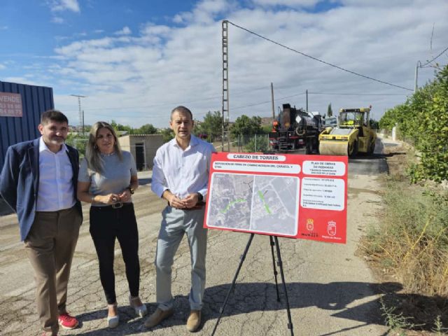El Ayuntamiento renueva el asfalto en vías de Cabezo de Torres mejorando la seguridad de los usuarios - 1, Foto 1