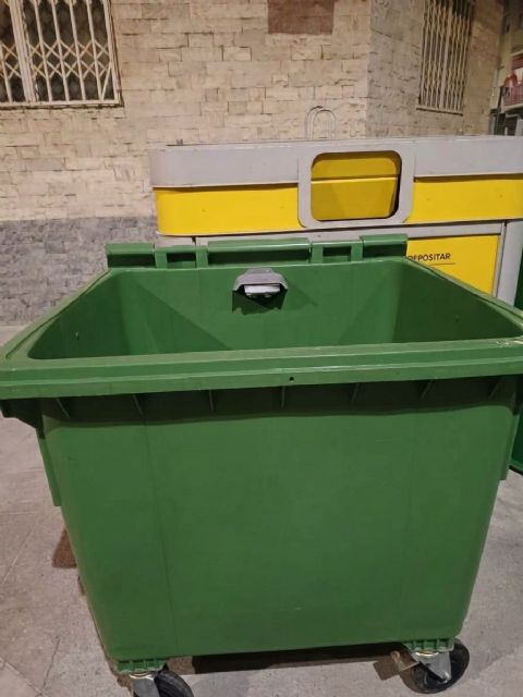 El Ayuntamiento de Blanca impulsa la sostenibilidad urbana con un nuevo sistema para los contenedores El Ayuntamiento de Blanca impulsa la sostenibilidad urbana con un nuevo sistema para los contenedores