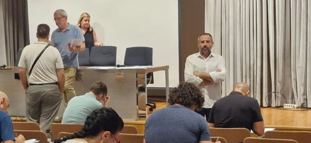 Infraestructuras celebra la segunda convocatoria del examen para consejeros de seguridad de mercanc�as peligrosas