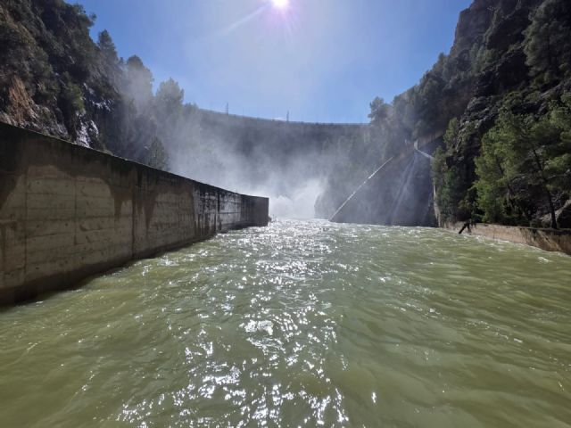 La CHS hace balance del a&ntilde;o hidrológico con el triple de agua embalsada que hace un a&ntilde;o - 2, Foto 2