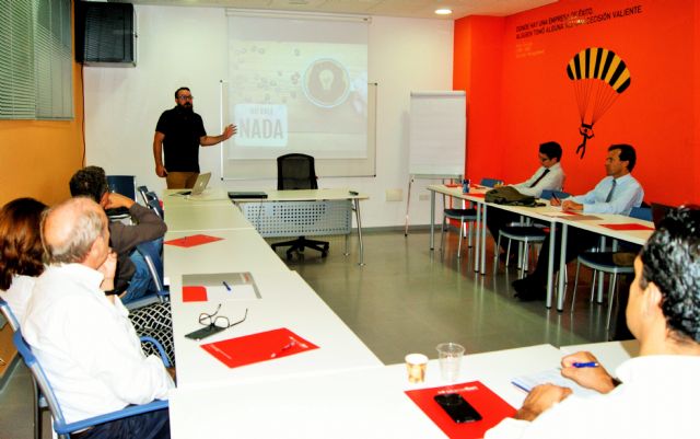 La Comunidad enseña a un centenar de inversores las claves para invertir con éxito en empresas 'gacela' - 1, Foto 1