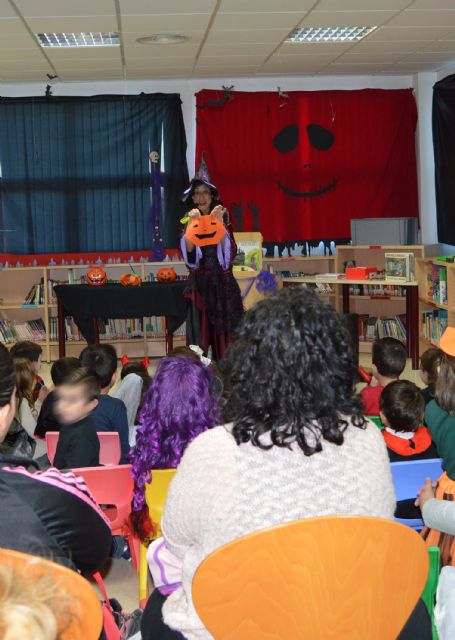 Un cuentacuentos de lo más 'terrorífico' en la biblioteca municipal 'Rosa Contreras' - 1, Foto 1