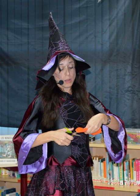 Un cuentacuentos de lo más 'terrorífico' en la biblioteca municipal 'Rosa Contreras' - 4, Foto 4