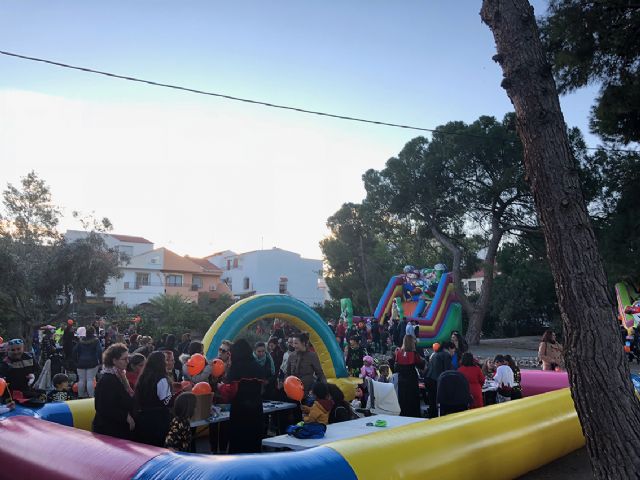 Decenas de niños y niñas disfrutan de la  Fiesta Halloween en la Casa del Cura - 1, Foto 1