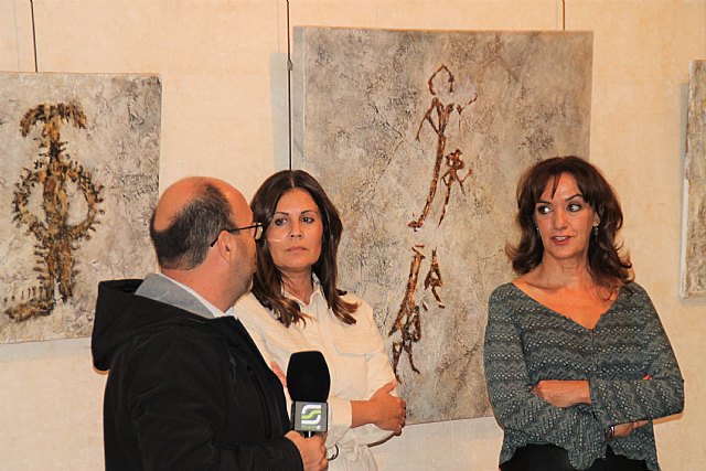 Maximina Espeso pone al alcance del gran público el arte parietal de los primeros artistas - 1, Foto 1