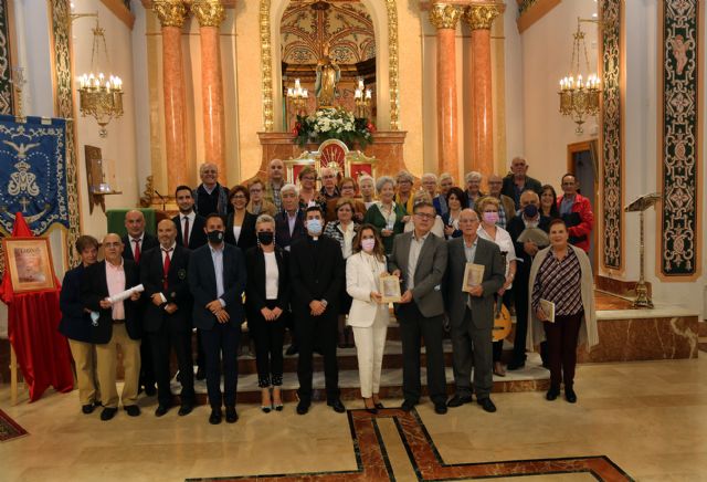 Los Auroros de Pozo Estrecho ya tienen libro y monumento - 3, Foto 3