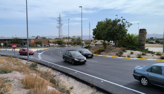 La Comunidad finaliza las obras del paso inferior y las nuevas rotondas del barrio lorquino de San Antonio - 1, Foto 1