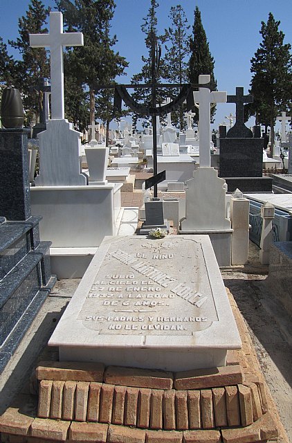 Ante el valioso y emotivo patrimonio del cementerio de Totana, Foto 5