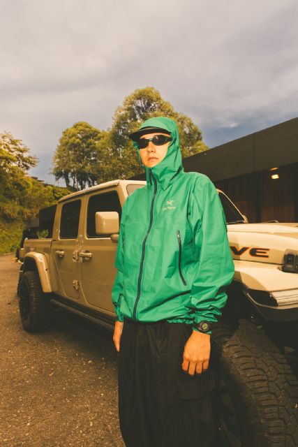 Sky Rompiendo une fuerzas con Arcangel y Dei V en “Crush” - 2, Foto 2