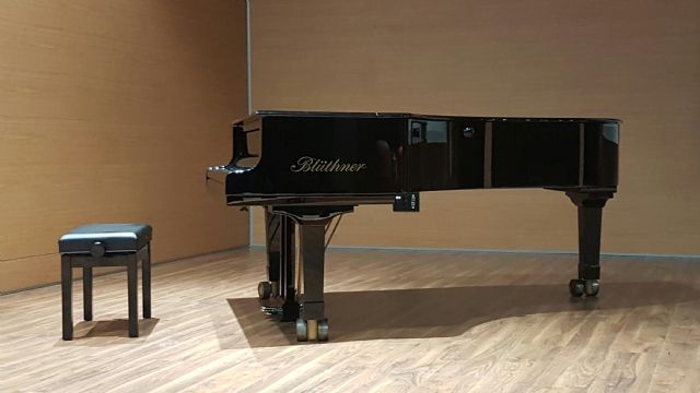 El Conservatorio Profesional de Música Maestro Jaime López de Molina de Segura dispone de un nuevo piano de cola - 1, Foto 1