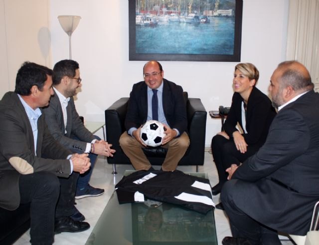 El Teatro Romano se promocionará en la equipación del Fútbol Club Cartagena - 2, Foto 2